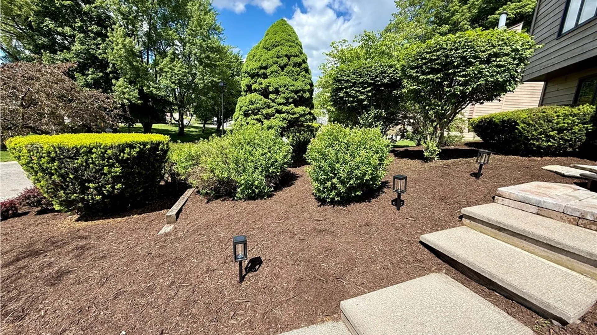Property at 103 Viceroy Drive, Camillus, NY 13031 5