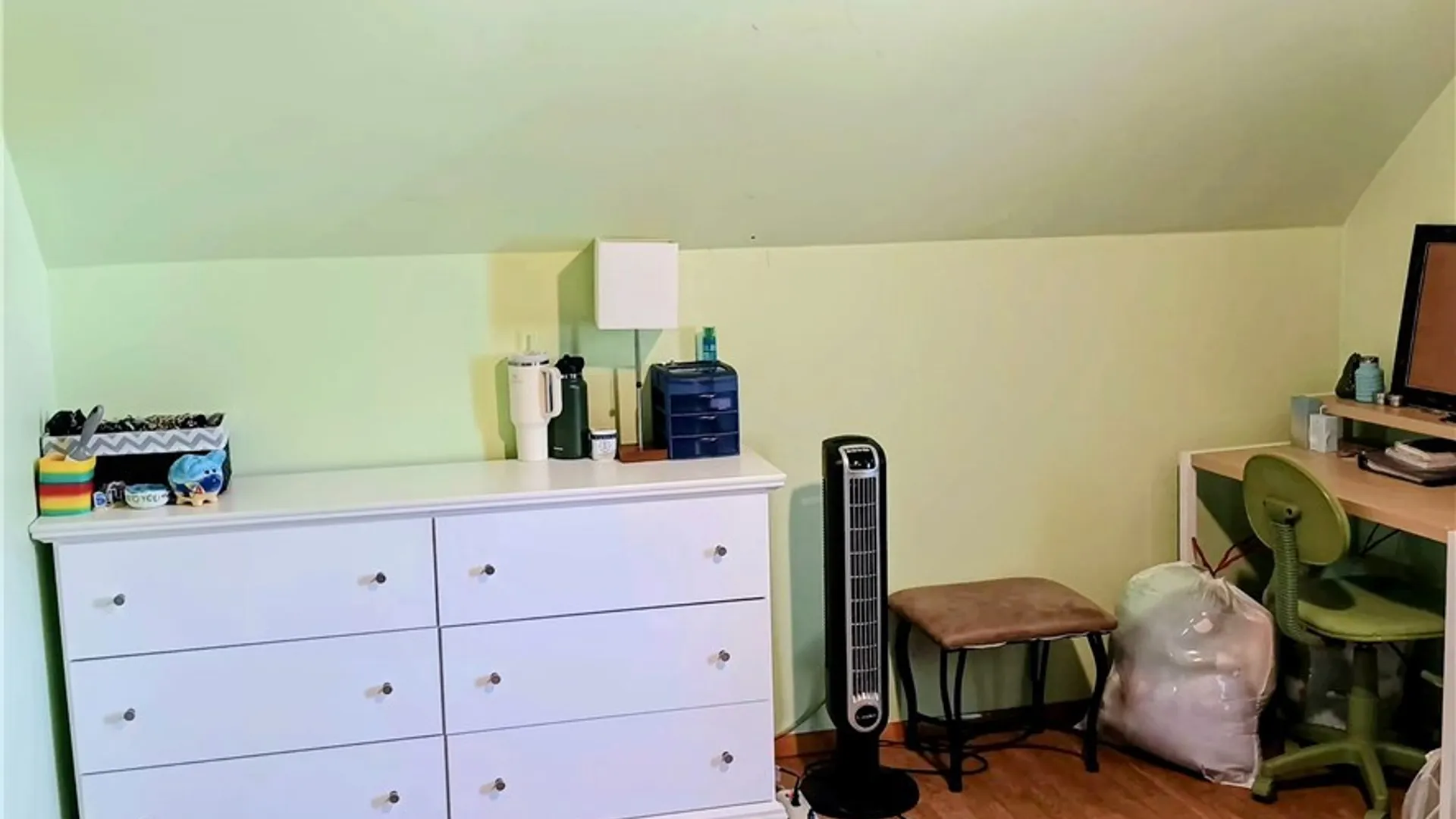 Property at 39 Rosedale St Street, Buffalo, NY 14207 15