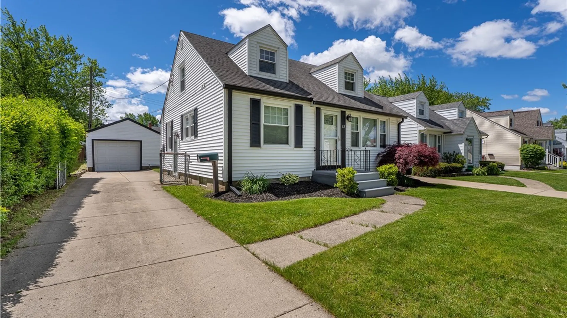 Property at 82 Treadwell Road, Tonawanda, NY 14150 3