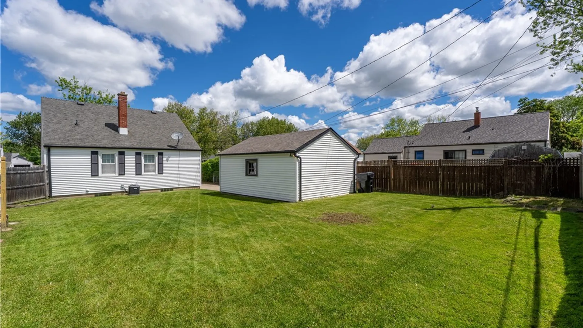 Property at 82 Treadwell Road, Tonawanda, NY 14150 41