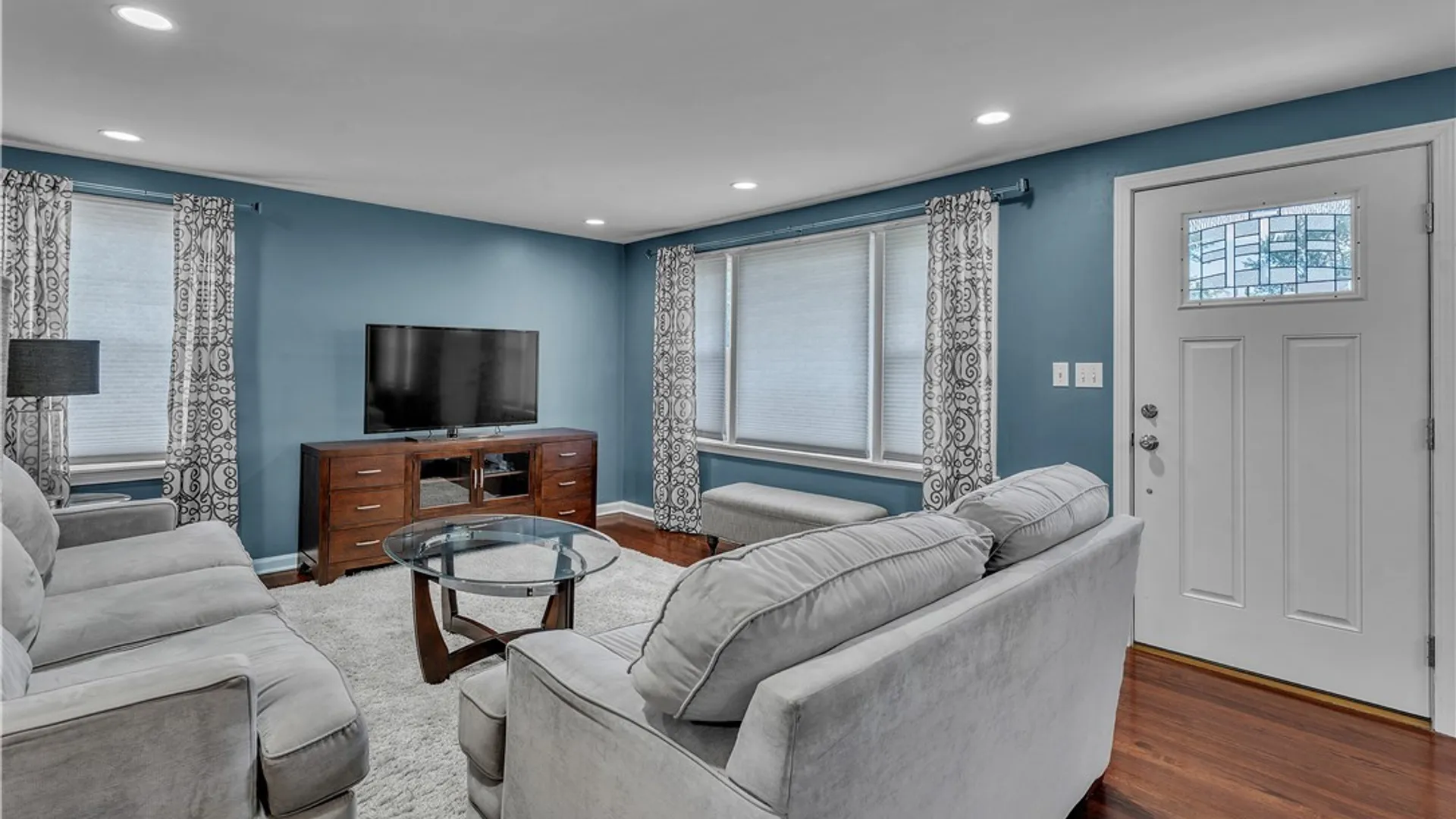 Property at 82 Treadwell Road, Tonawanda, NY 14150 5