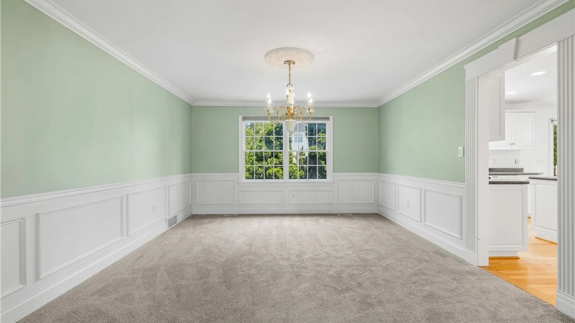 Property at 4169 Foxwood Lane, Clarence, NY 14221 15