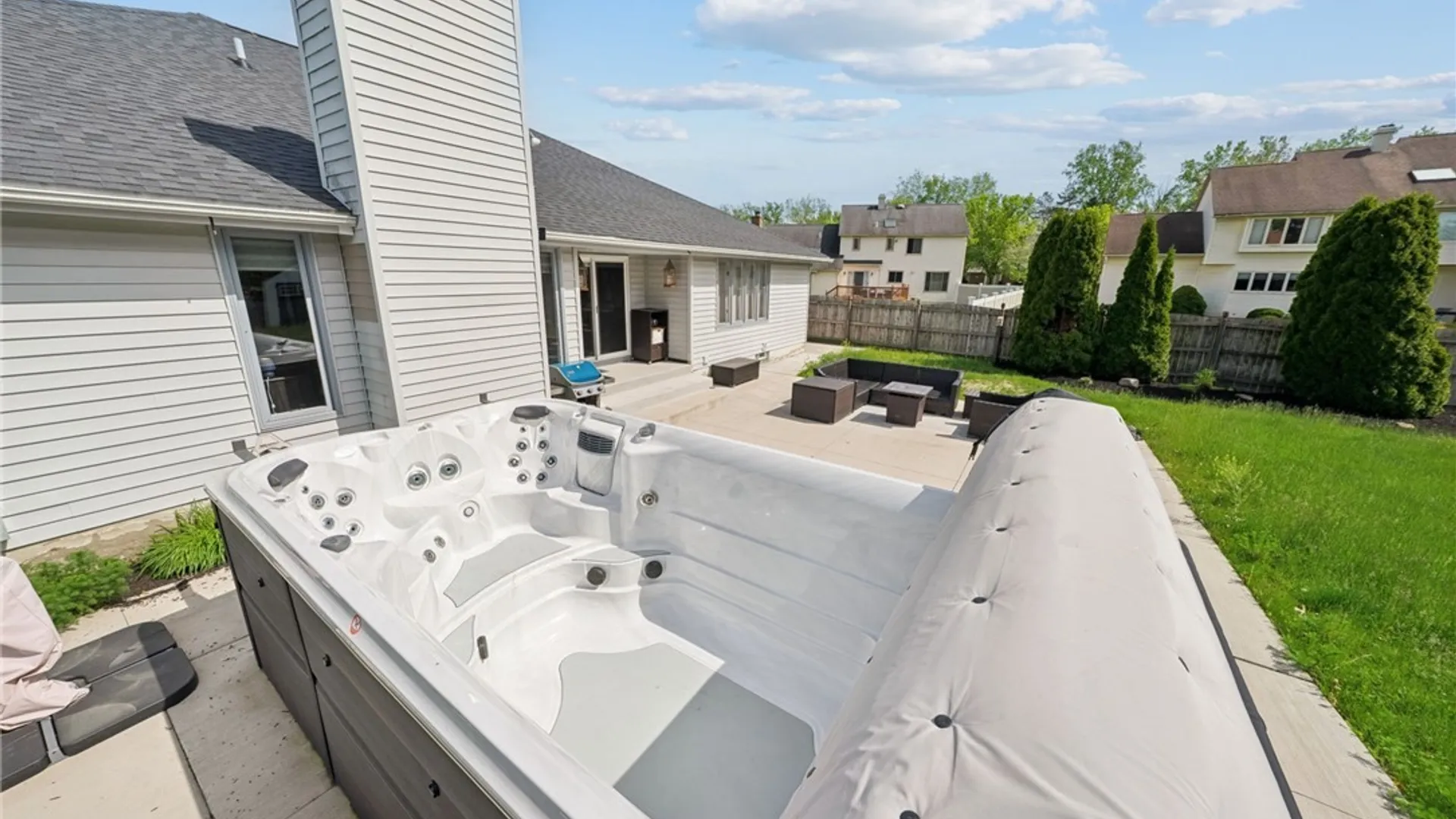Property at 432 Wood Acres Drive, Amherst, NY 14051 10