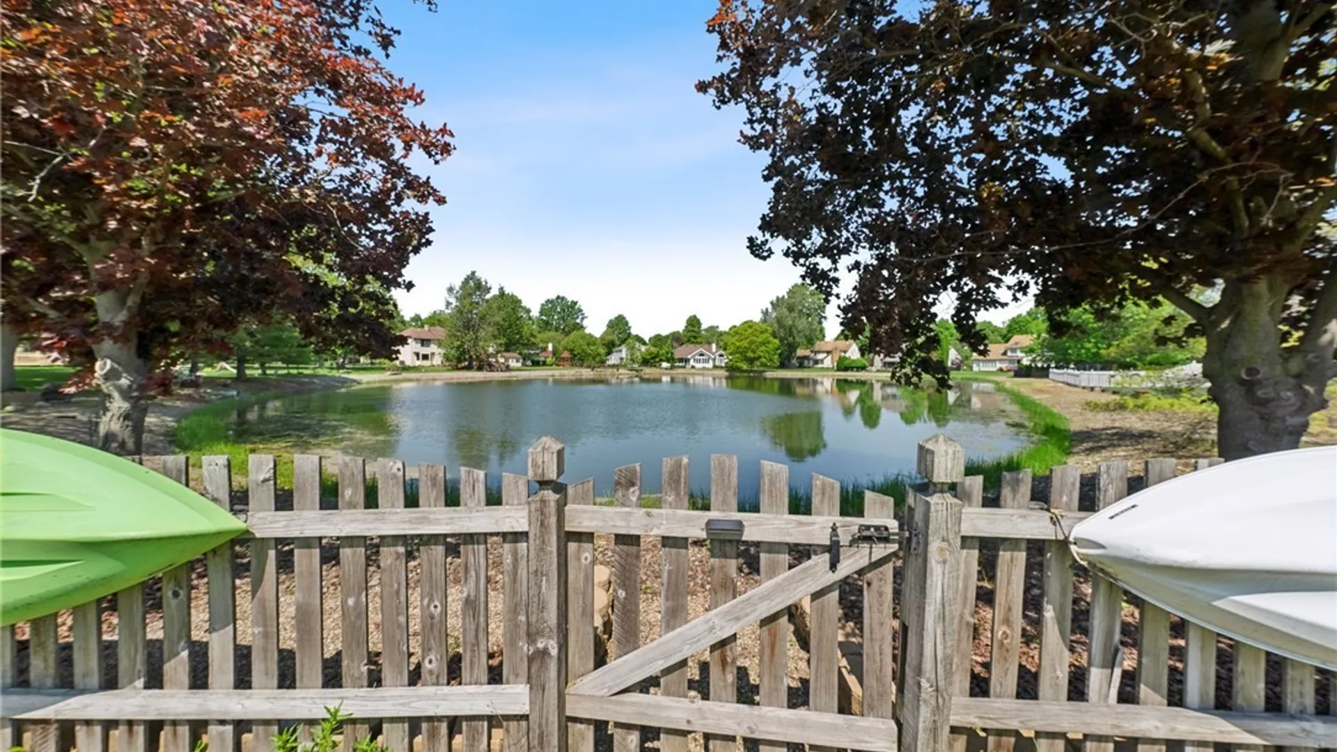 Property at 432 Wood Acres Drive, Amherst, NY 14051 12