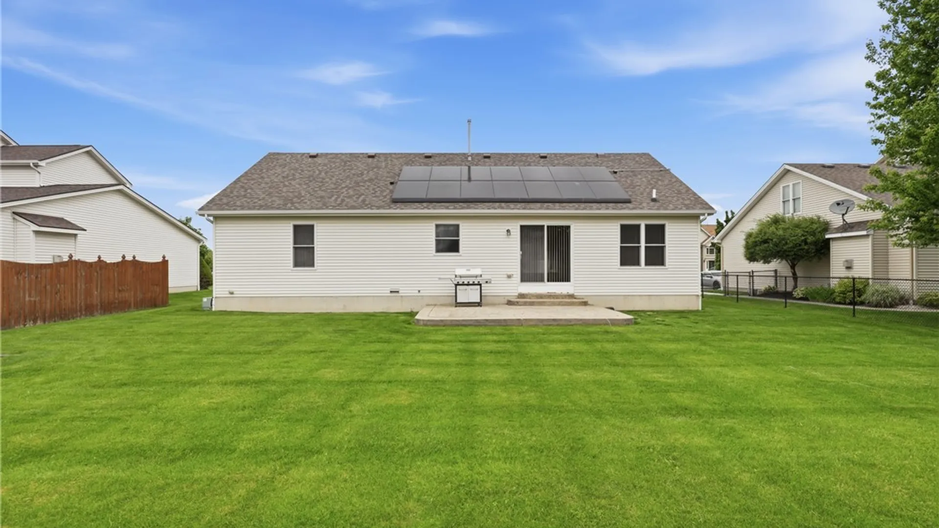Property at 15 Ashwood Court, Lancaster, NY 14086 38
