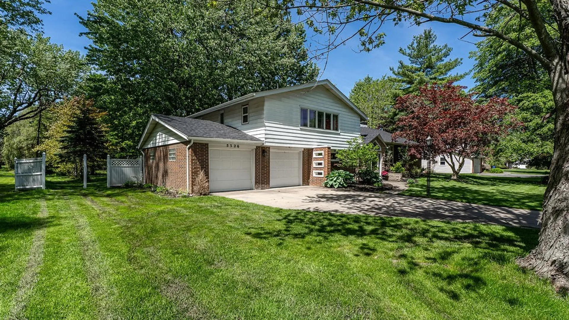 Property at 5326 Willow Lake Drive, Clarence, NY 14031 28