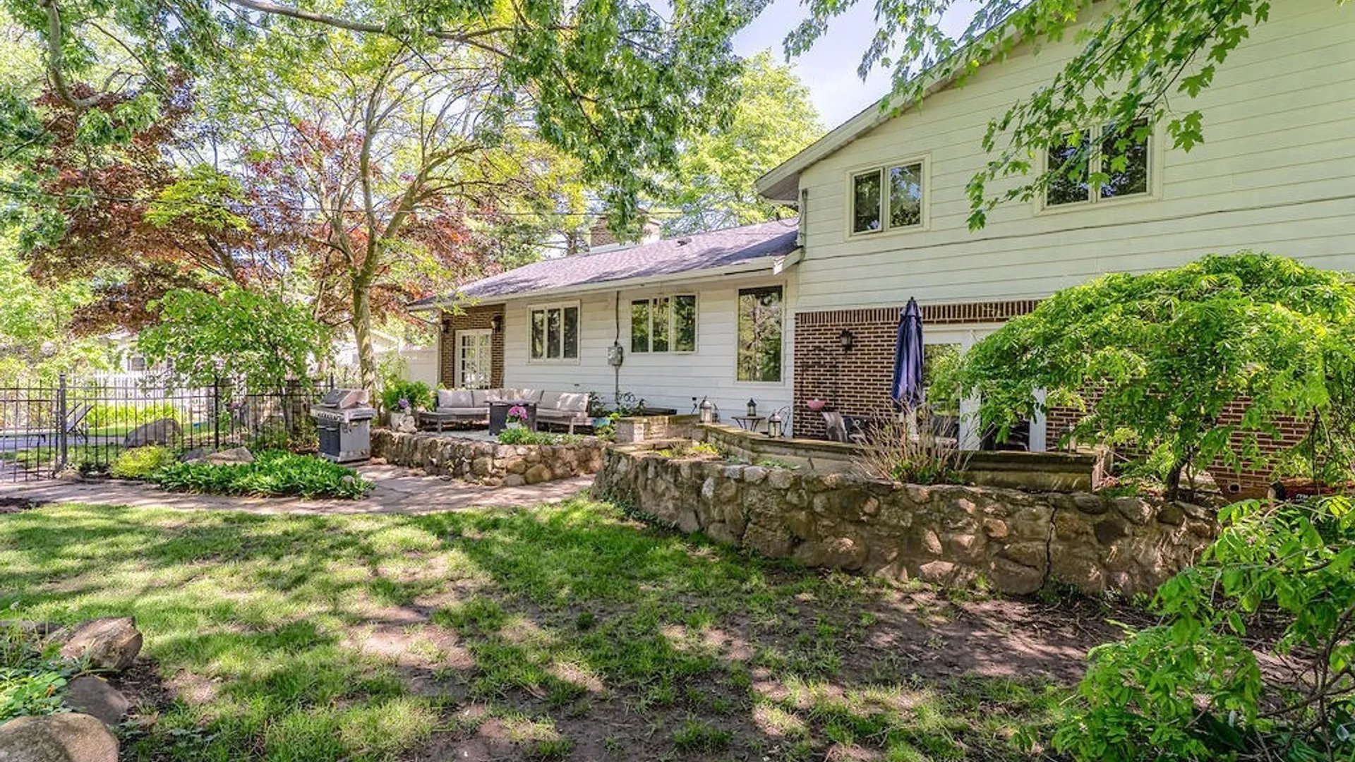 Property at 5326 Willow Lake Drive, Clarence, NY 14031 29
