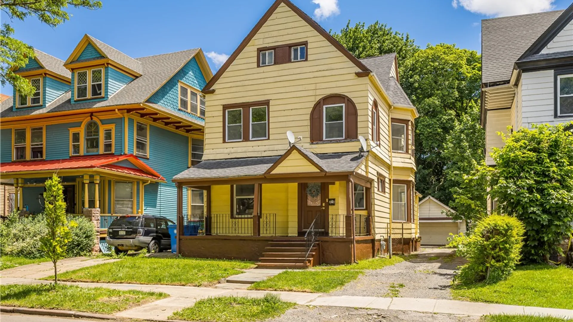 Property at 474 Alexander Street, Rochester, NY 14605 2