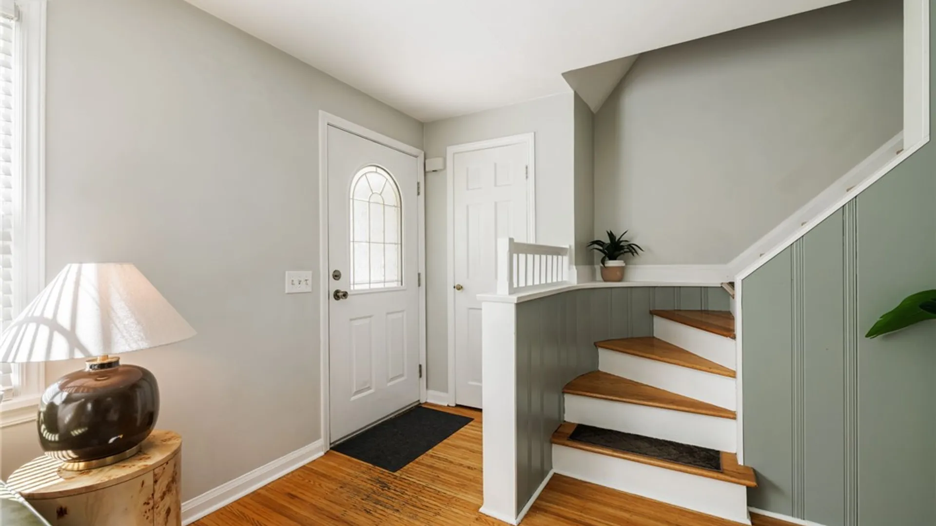 Property at 84 Sydenham Road, Irondequoit, NY 14609 15