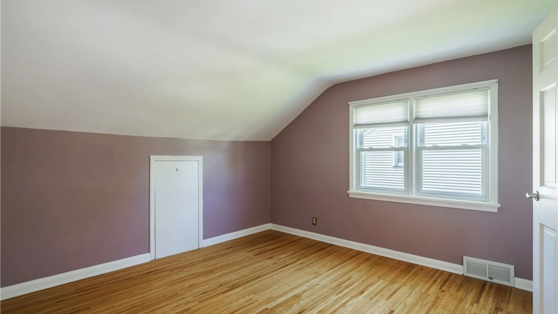 Property at 84 Sydenham Road, Irondequoit, NY 14609 19