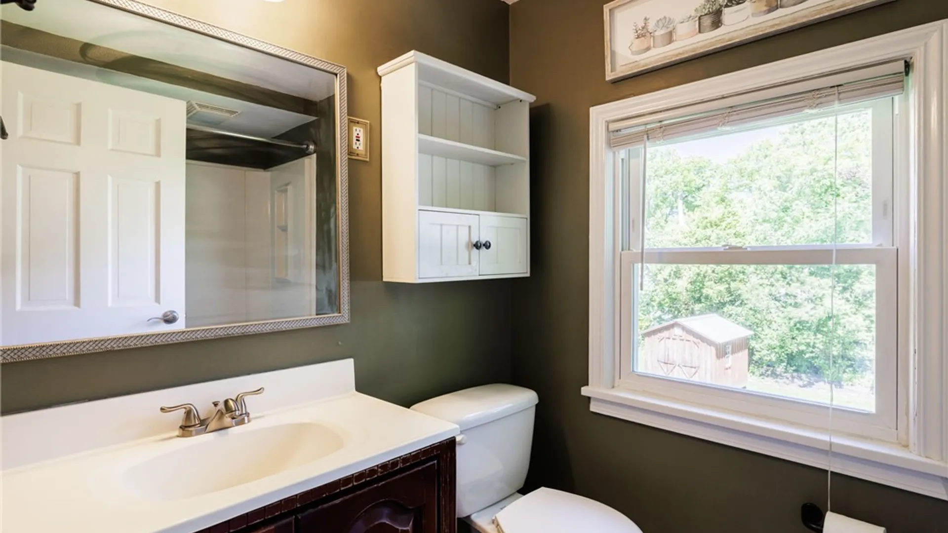 Property at 84 Sydenham Road, Irondequoit, NY 14609 23