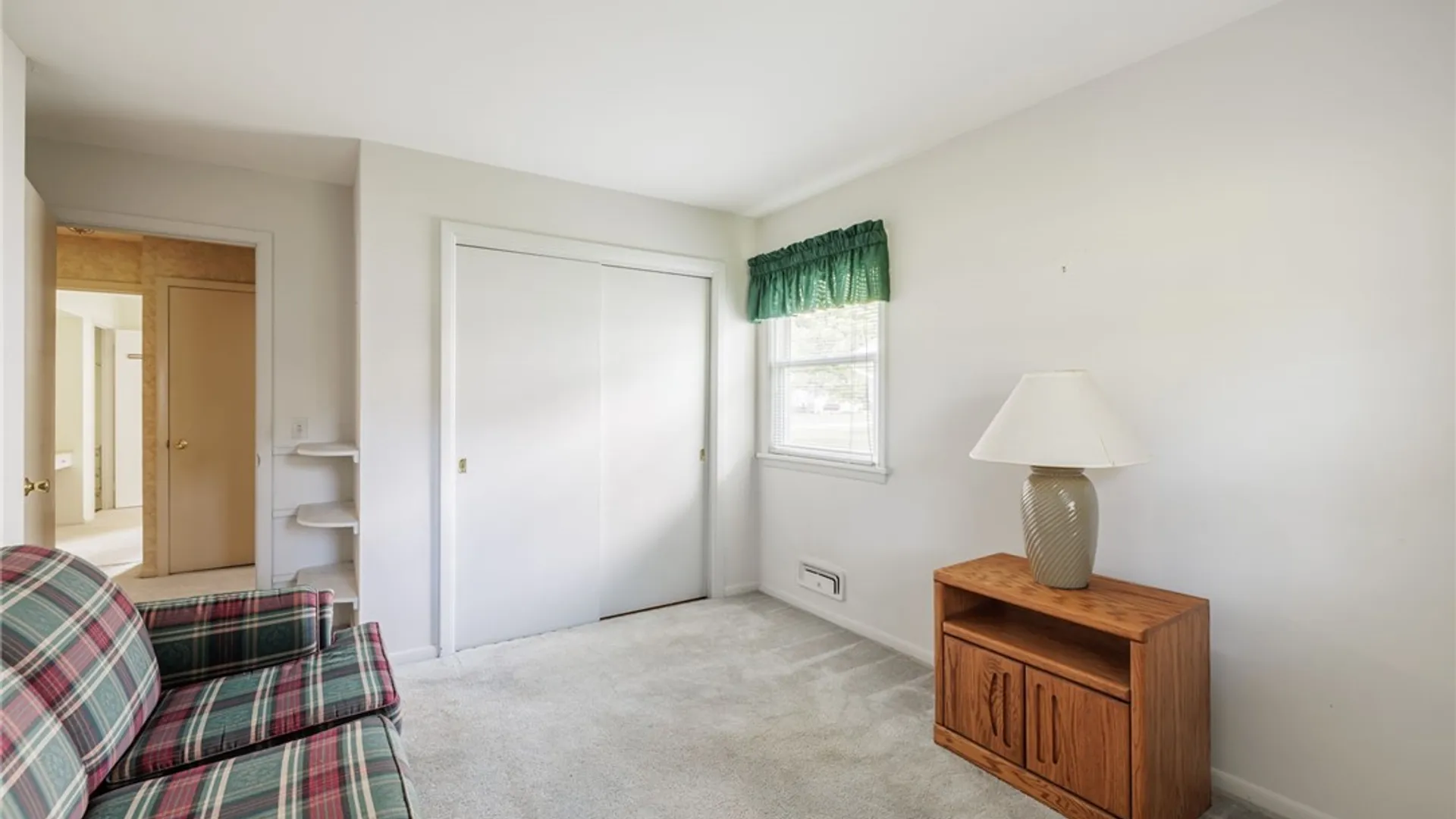 Property at 30 Danbury Circle, Brighton, NY 14618 15