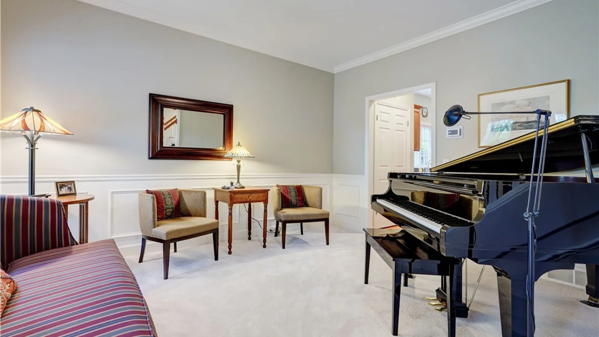 Property at 2 Founders Green, Pittsford, NY 14534 17