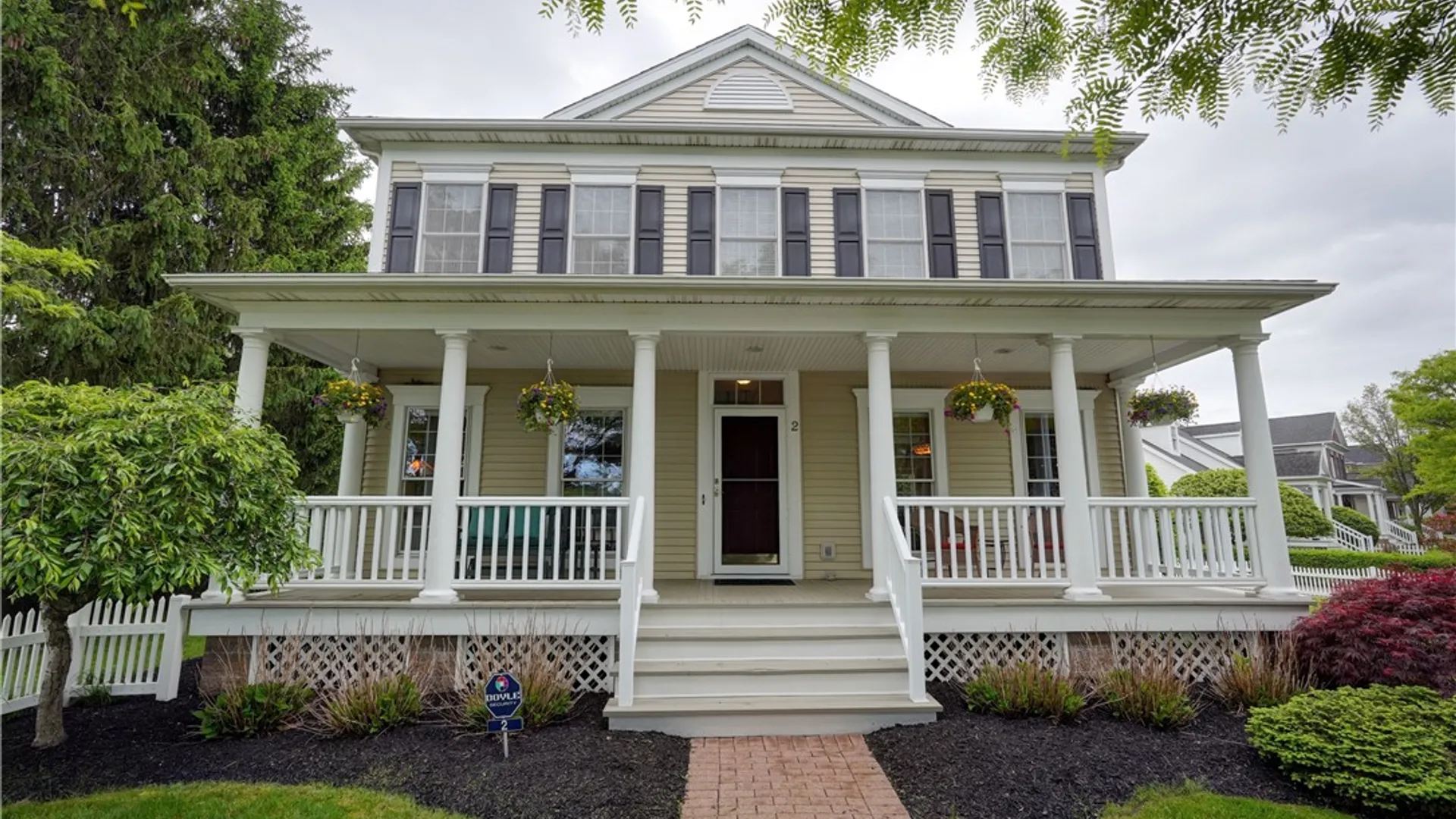 Property at 2 Founders Green, Pittsford, NY 14534 3