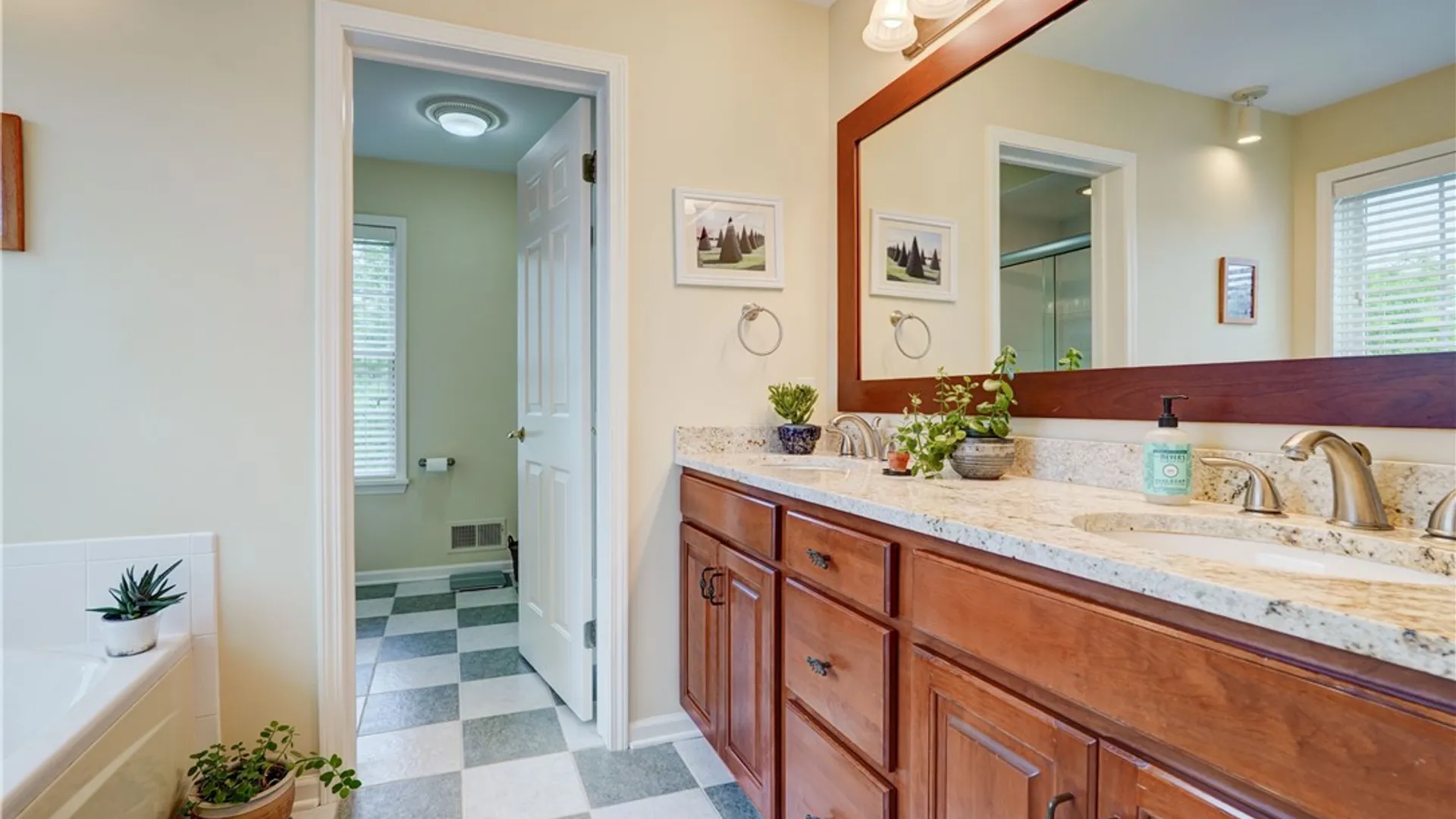 Property at 2 Founders Green, Pittsford, NY 14534 30