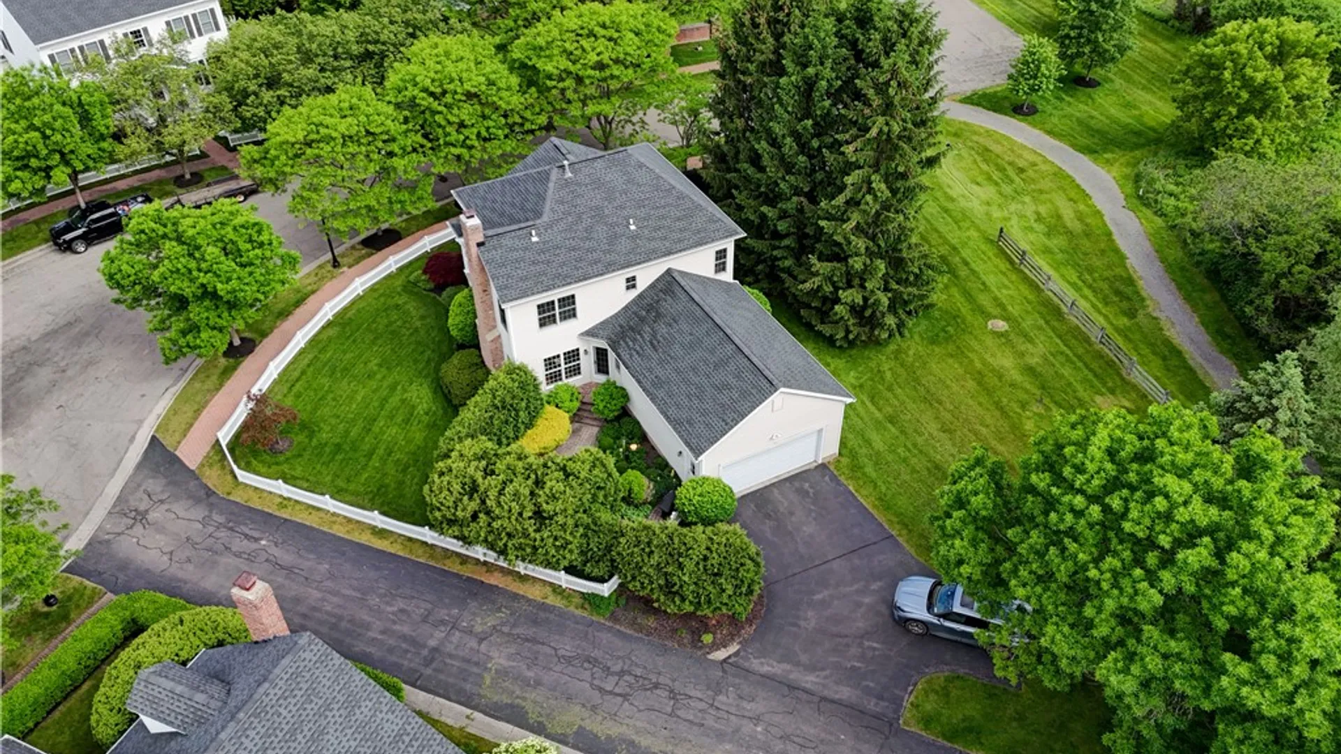 Property at 2 Founders Green, Pittsford, NY 14534 36