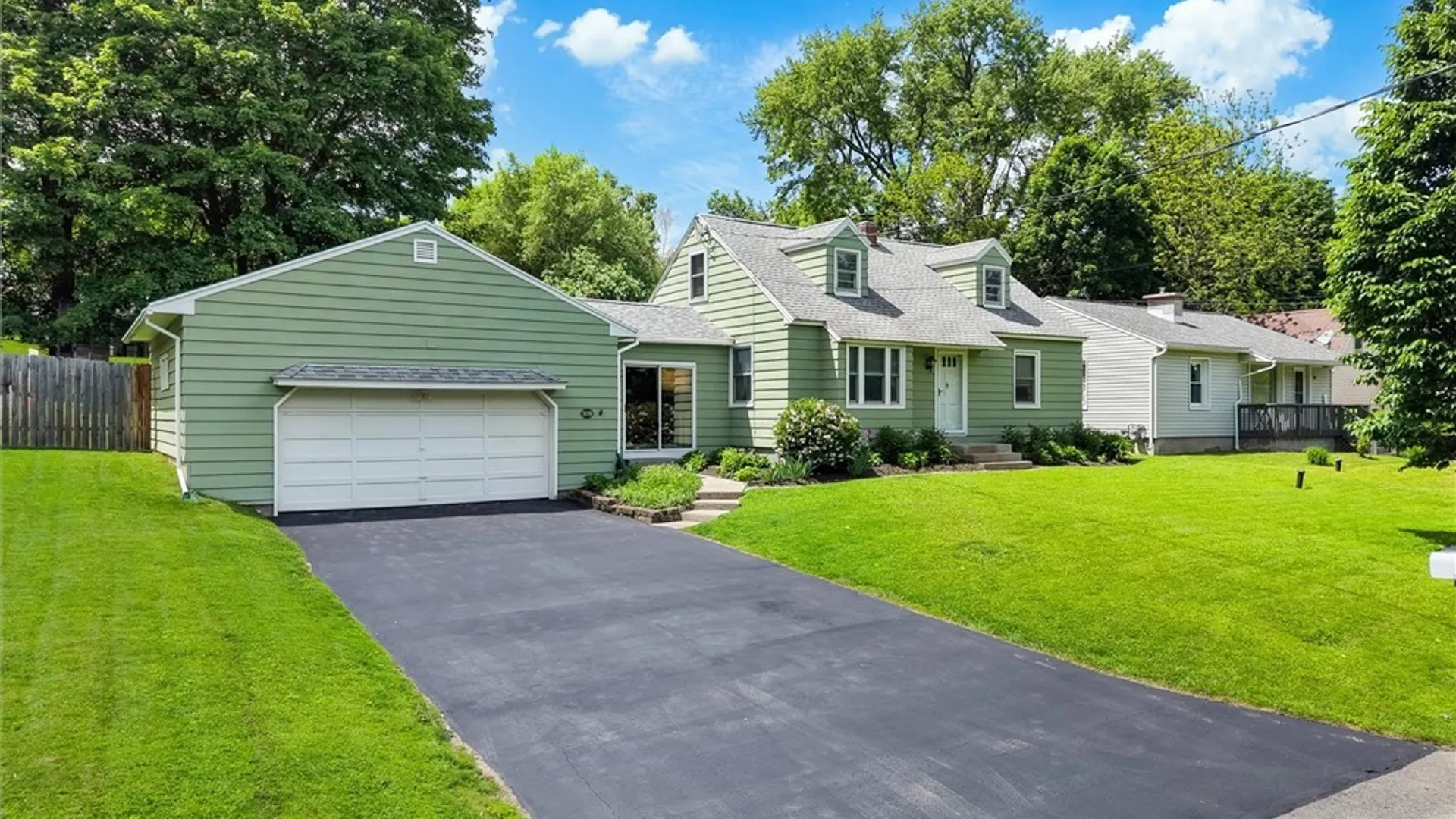 Property at 309 Mcclennan Drive, Manlius, NY 13066 2