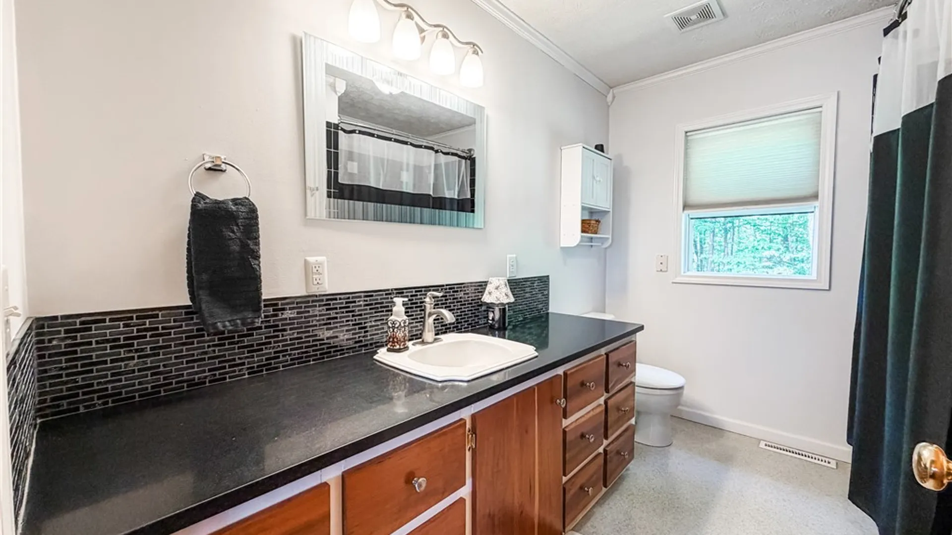 Property at 21 Scotts Lane, Venice, NY 13118 33