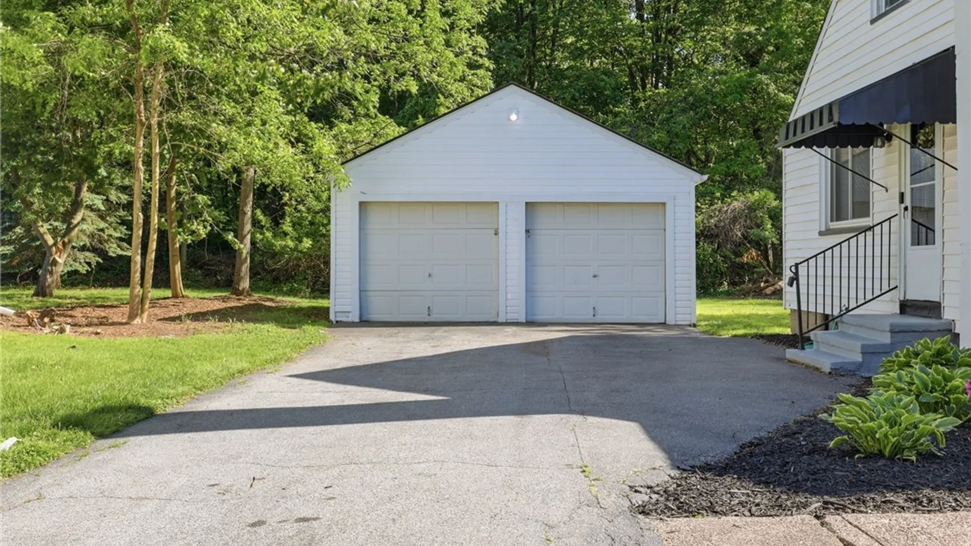 Property at 563 Holmes Road, Greece, NY 14626 4