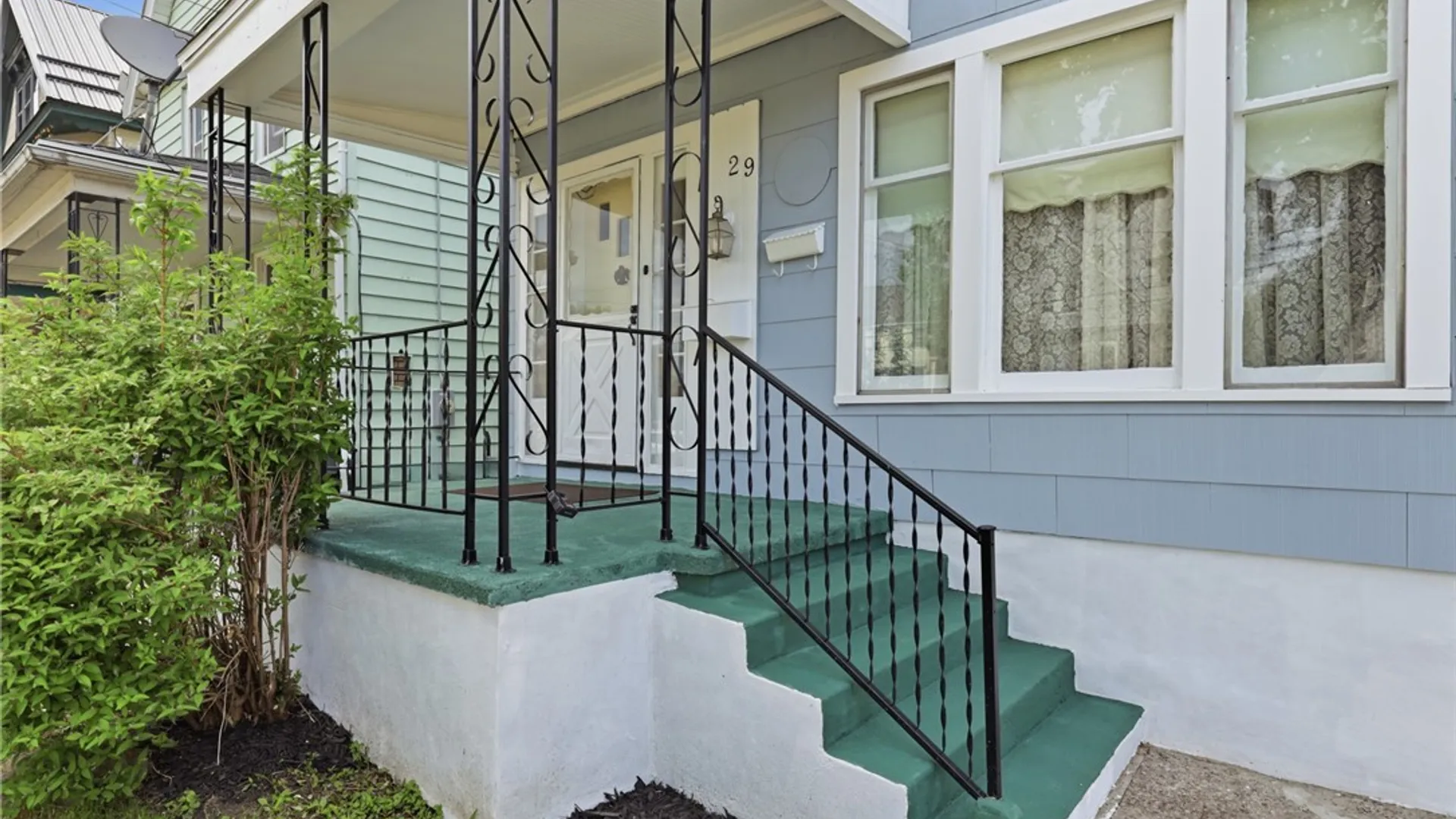 Property at 29 Pomona Place, Buffalo, NY 14210 2