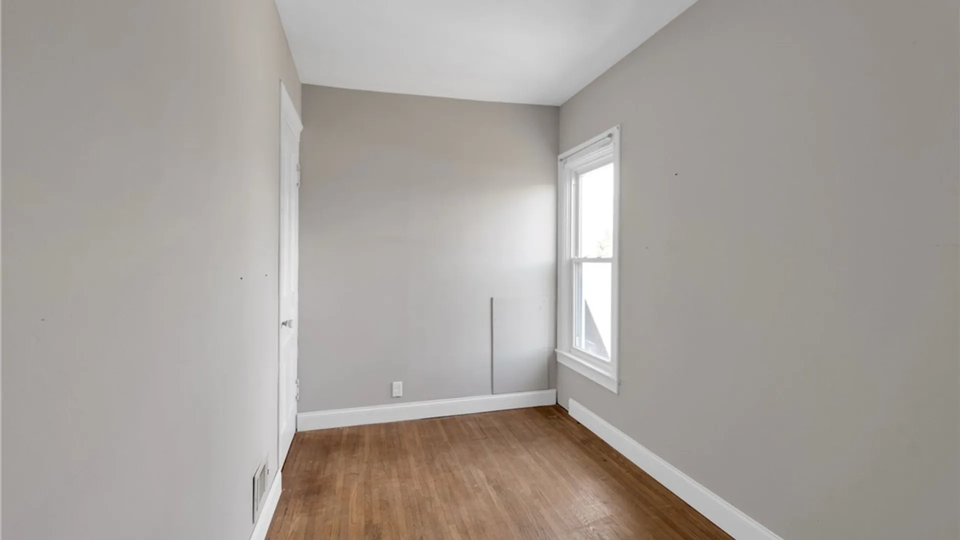 Property at 551 Wall Street, North Tonawanda, NY 14120 31