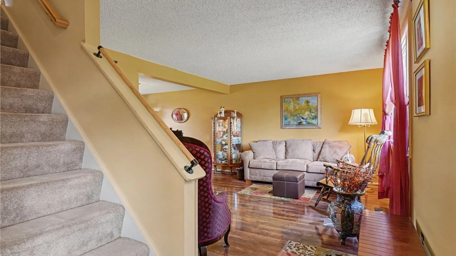 Property at 8 Vermont Place, West Seneca, NY 14224 12
