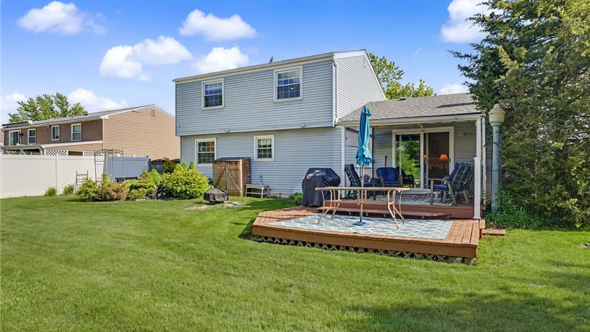 Property at 8 Vermont Place, West Seneca, NY 14224 20