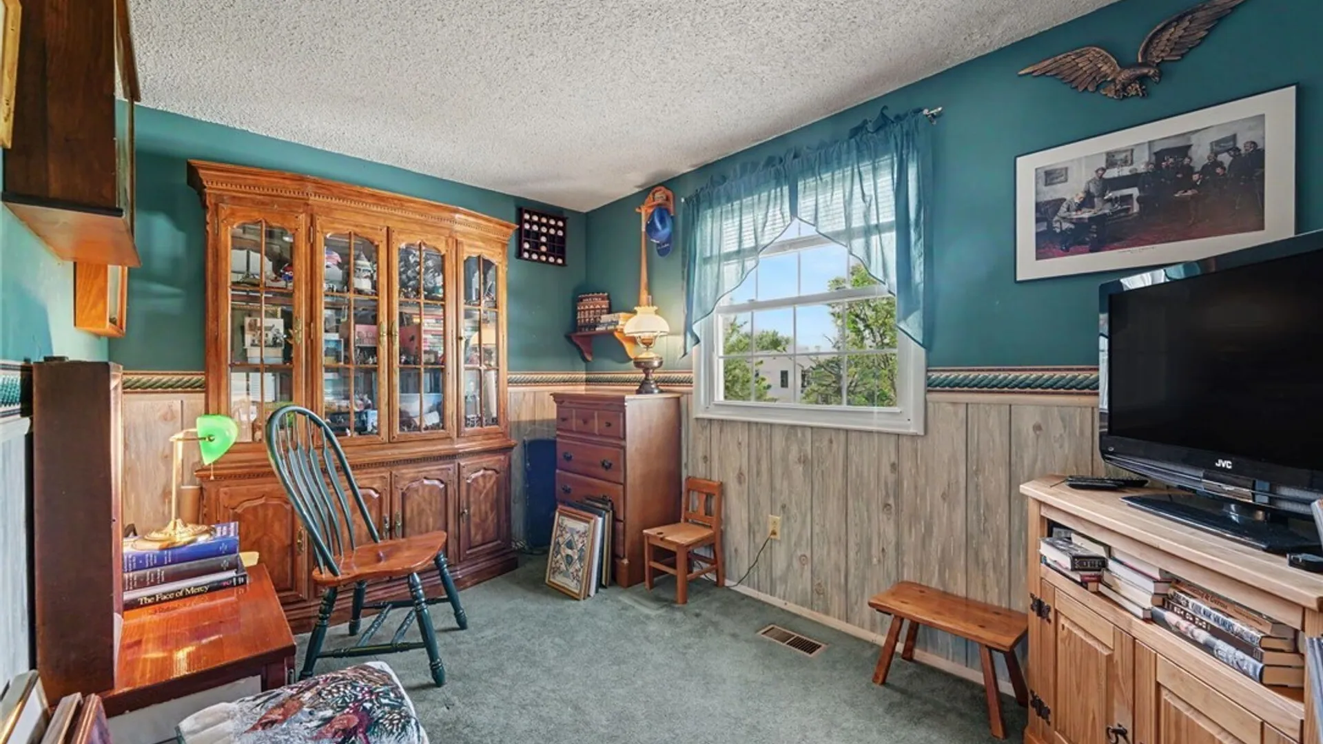 Property at 8 Vermont Place, West Seneca, NY 14224 27