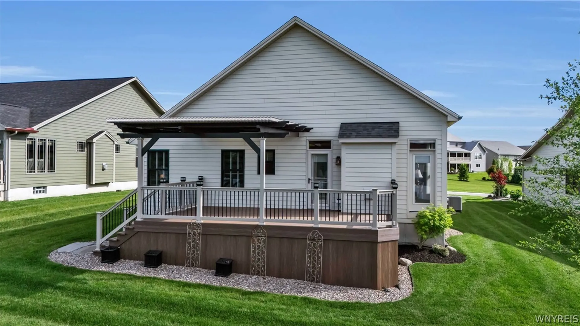 Property at 4 Aurora Mills Drive, Aurora, NY 14052 43