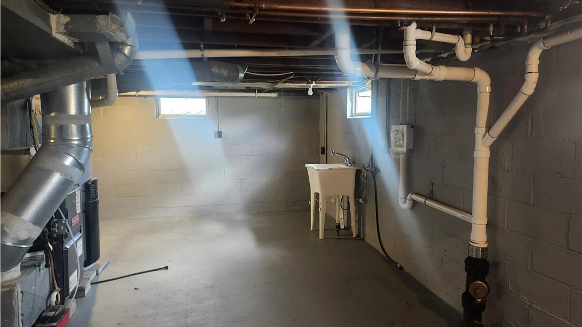 Property at 206 Marilyn Avenue, Salina, NY 13212 21