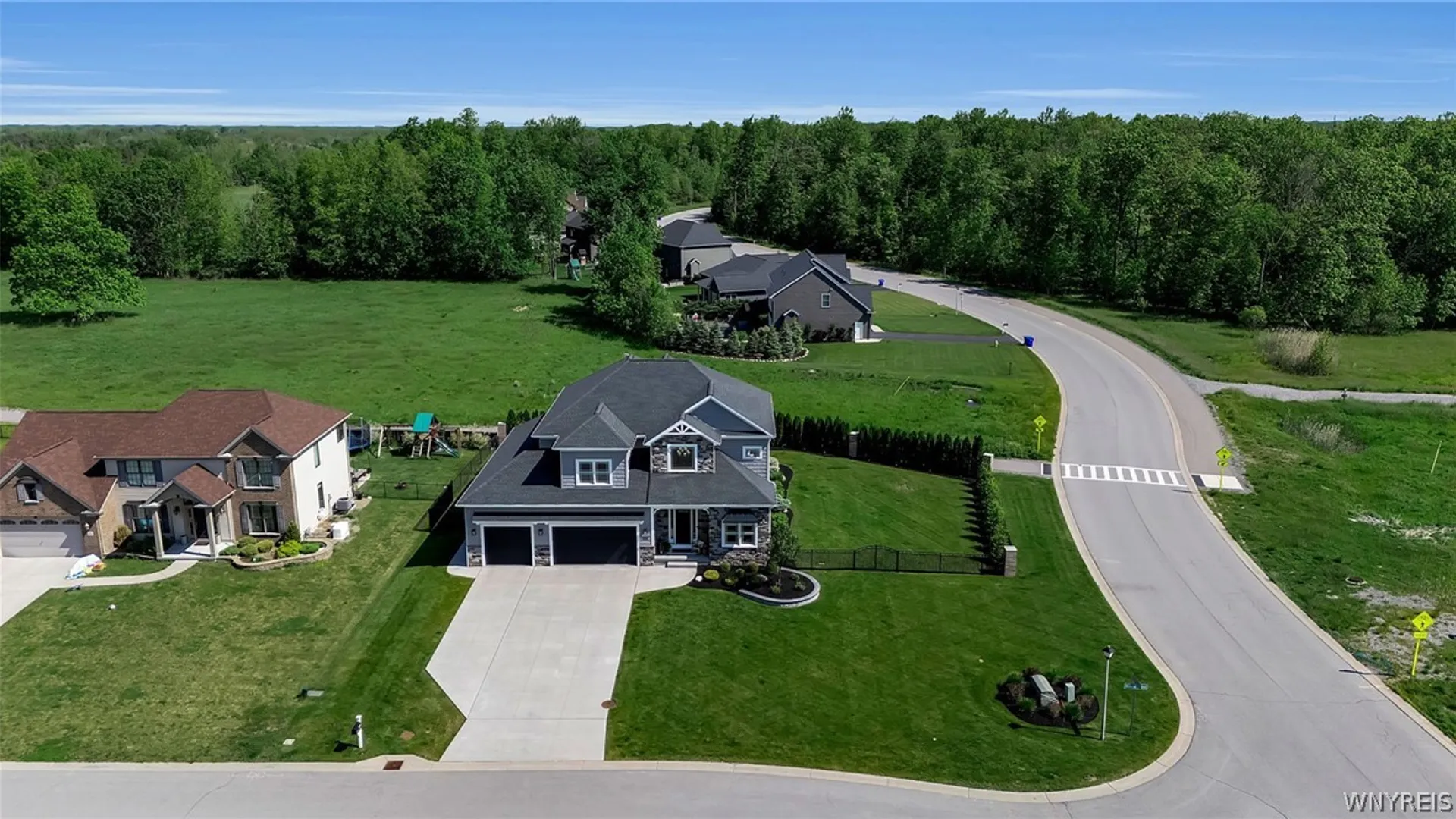 Property at 9008 Roberts Grove, Clarence, NY 14031 6