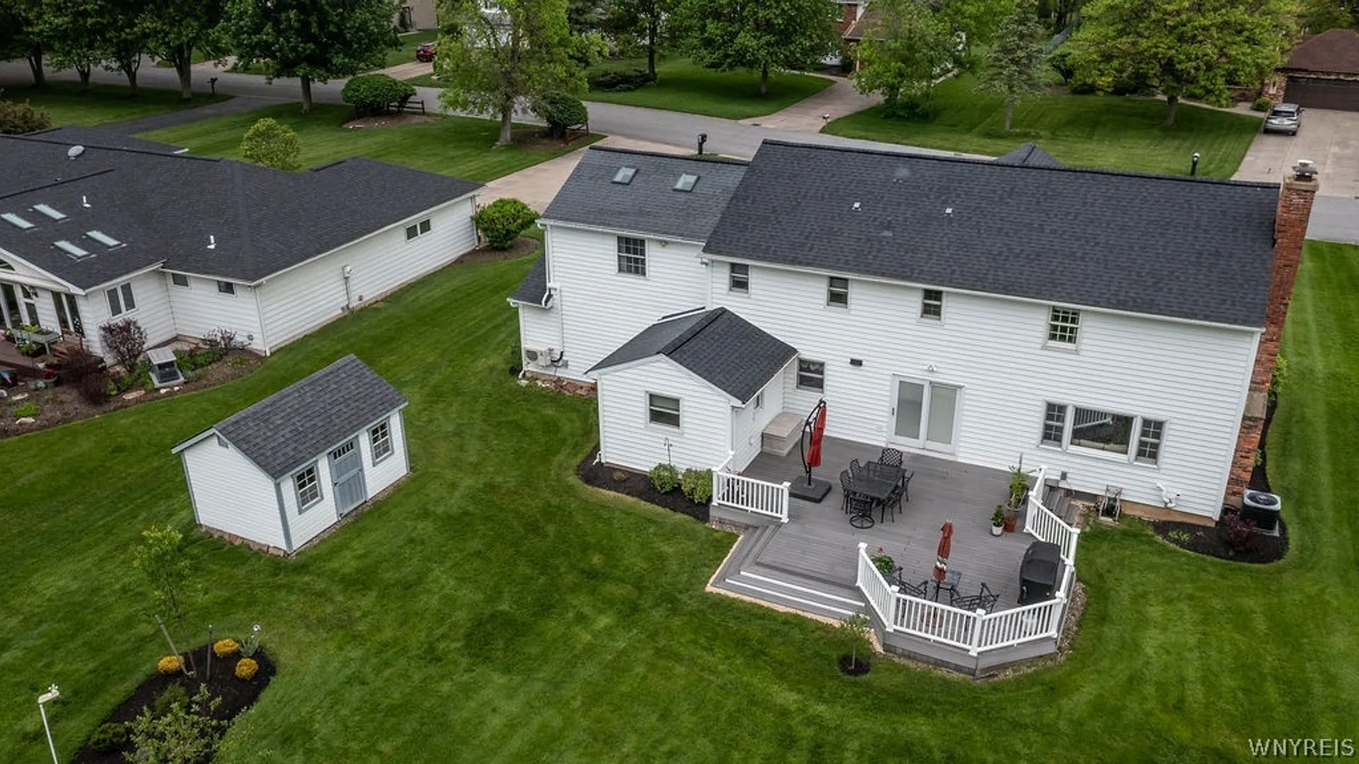 Property at 8085 Roseville Lane, Clarence, NY 14051 35