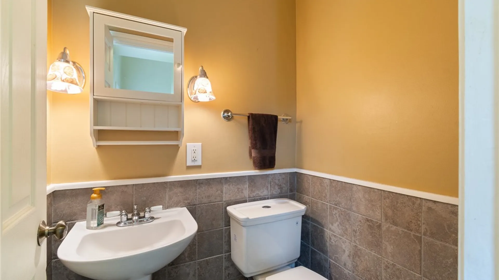 Property at 175 Montclair Drive, Irondequoit, NY 14617 16