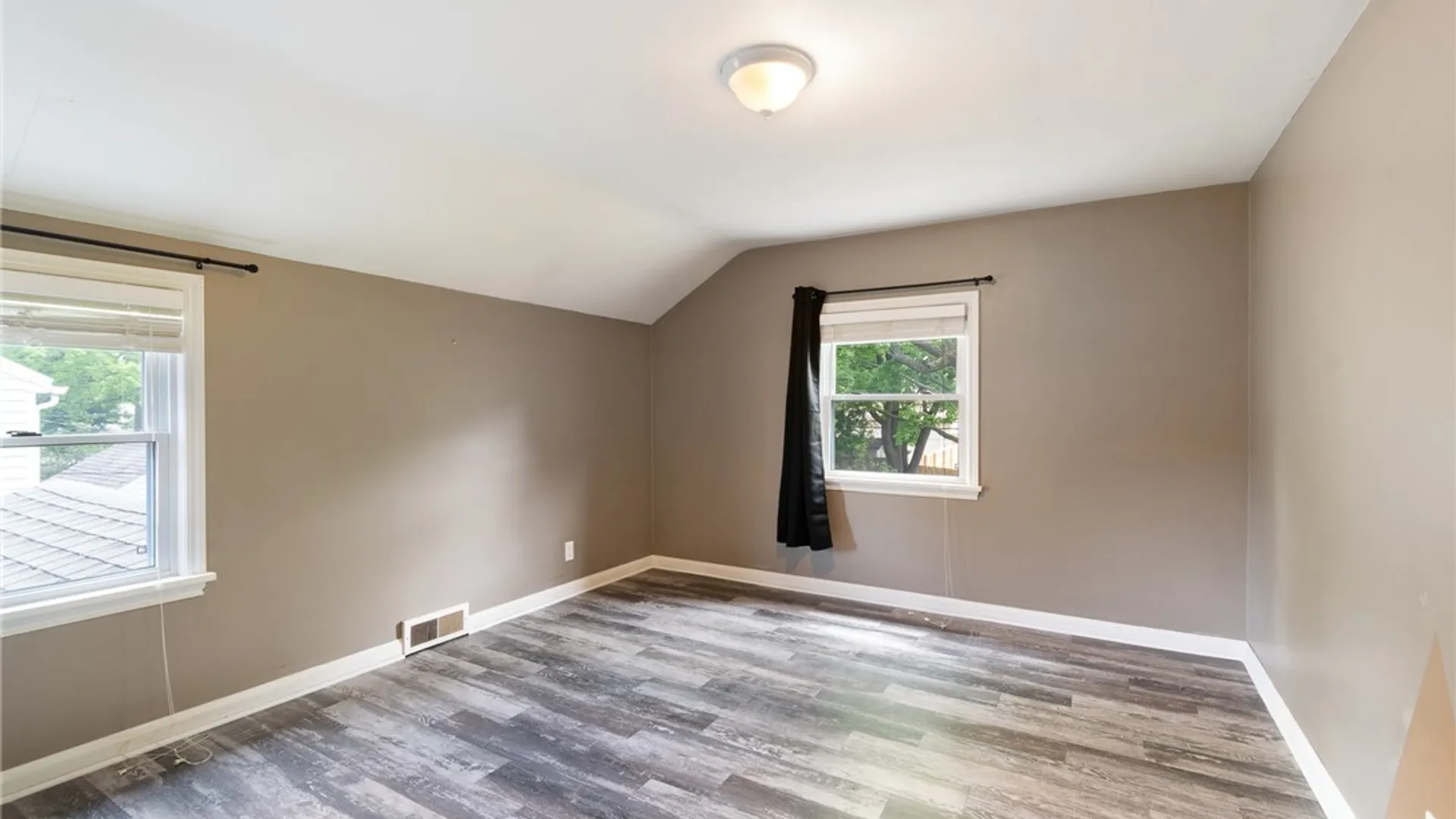 Property at 175 Montclair Drive, Irondequoit, NY 14617 22