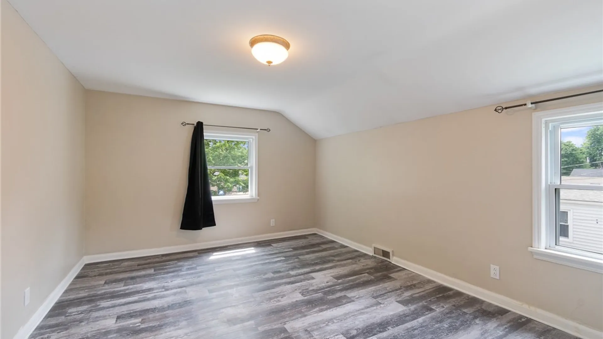 Property at 175 Montclair Drive, Irondequoit, NY 14617 23