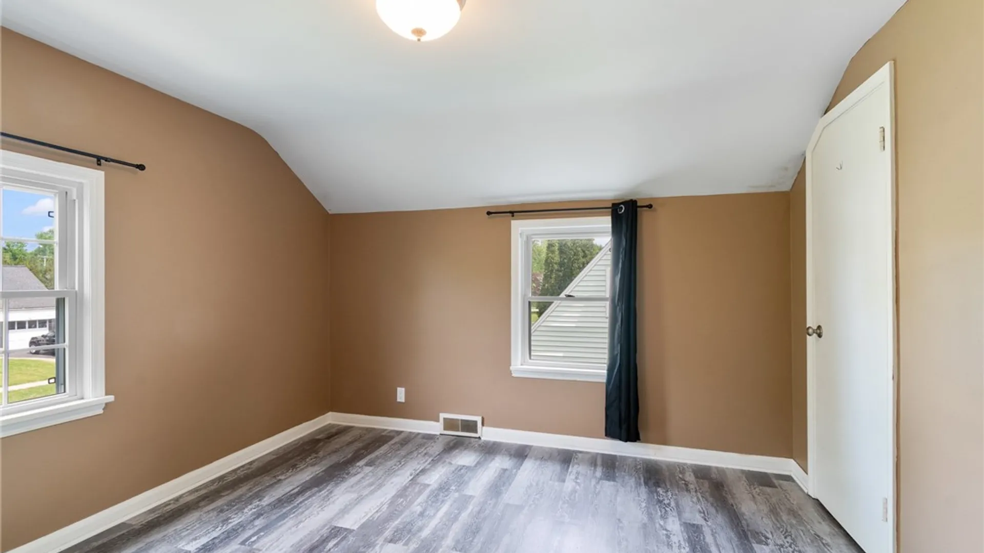 Property at 175 Montclair Drive, Irondequoit, NY 14617 25