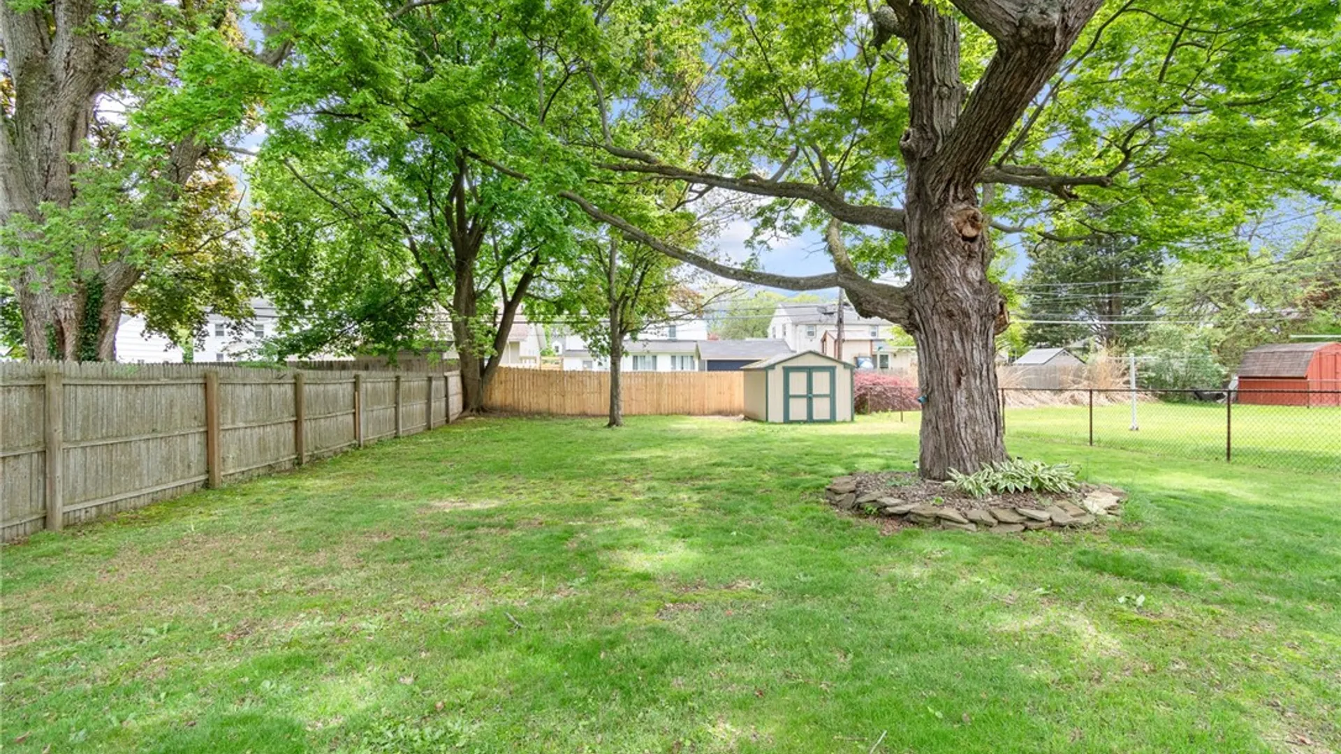 Property at 175 Montclair Drive, Irondequoit, NY 14617 35