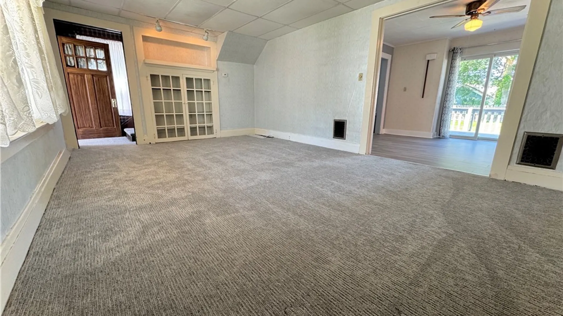 Property at 260 Hillsdale Avenue, Syracuse, NY 13206 5