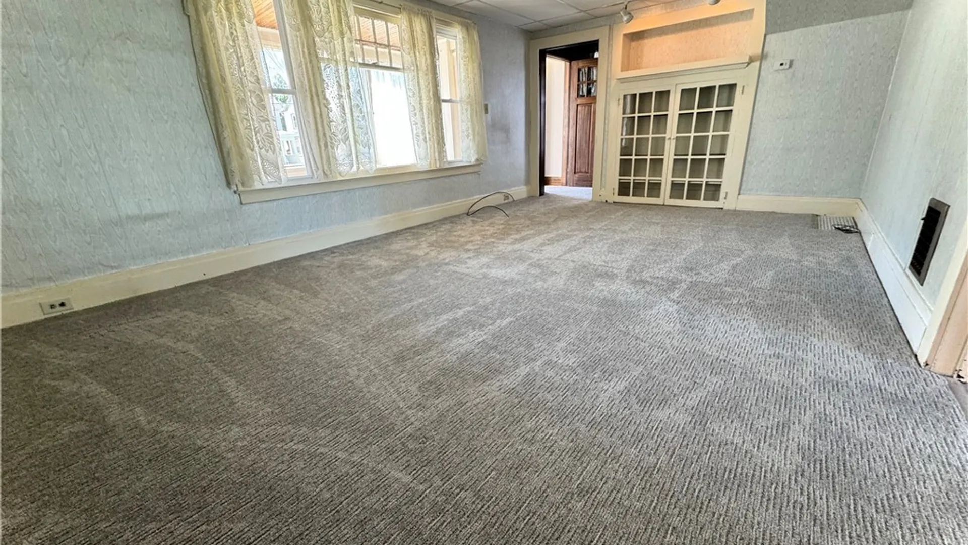 Property at 260 Hillsdale Avenue, Syracuse, NY 13206 6