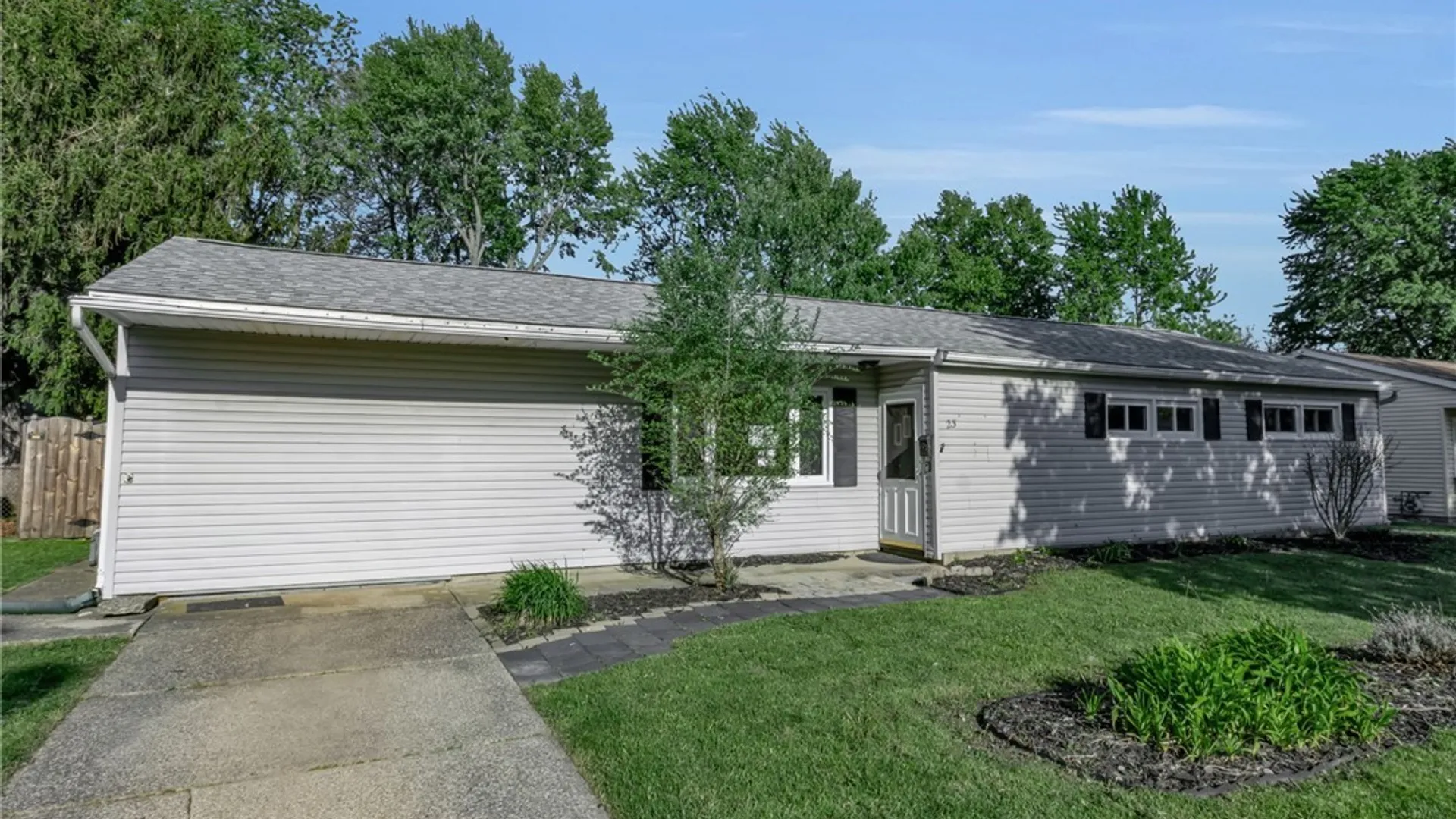 Property at 23 Alys Drive, Cheektowaga, NY 14043 10