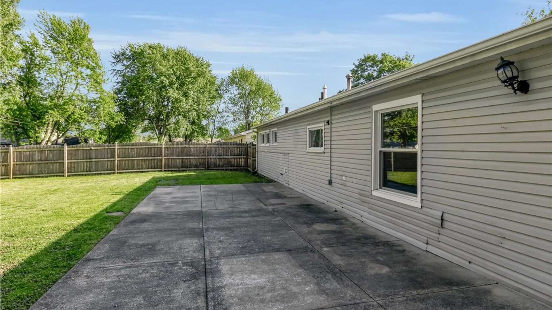 Property at 23 Alys Drive, Cheektowaga, NY 14043 11