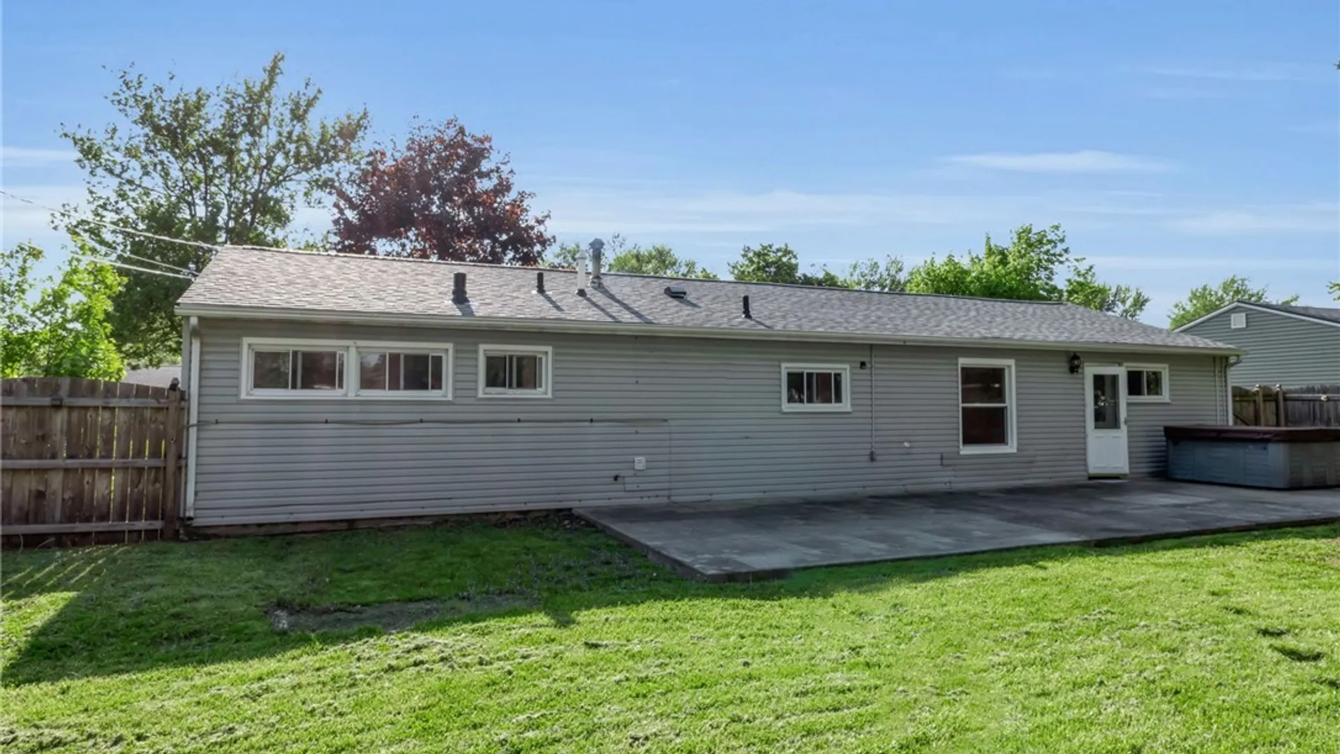 Property at 23 Alys Drive, Cheektowaga, NY 14043 3