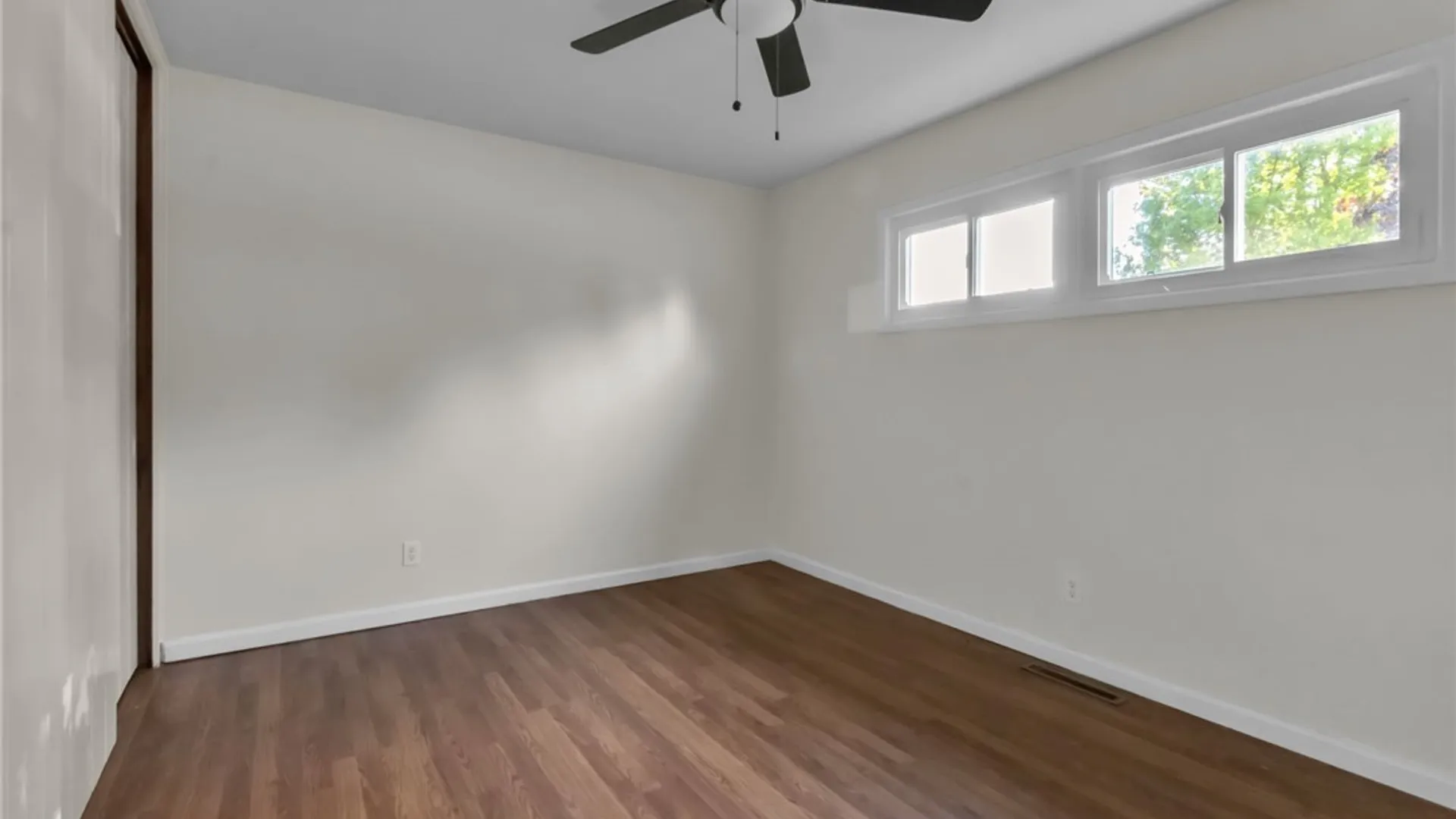 Property at 23 Alys Drive, Cheektowaga, NY 14043 31