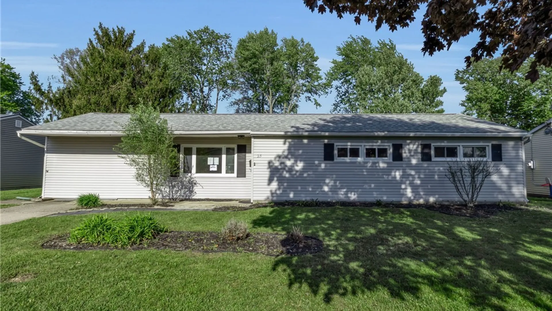 Property at 23 Alys Drive, Cheektowaga, NY 14043 4
