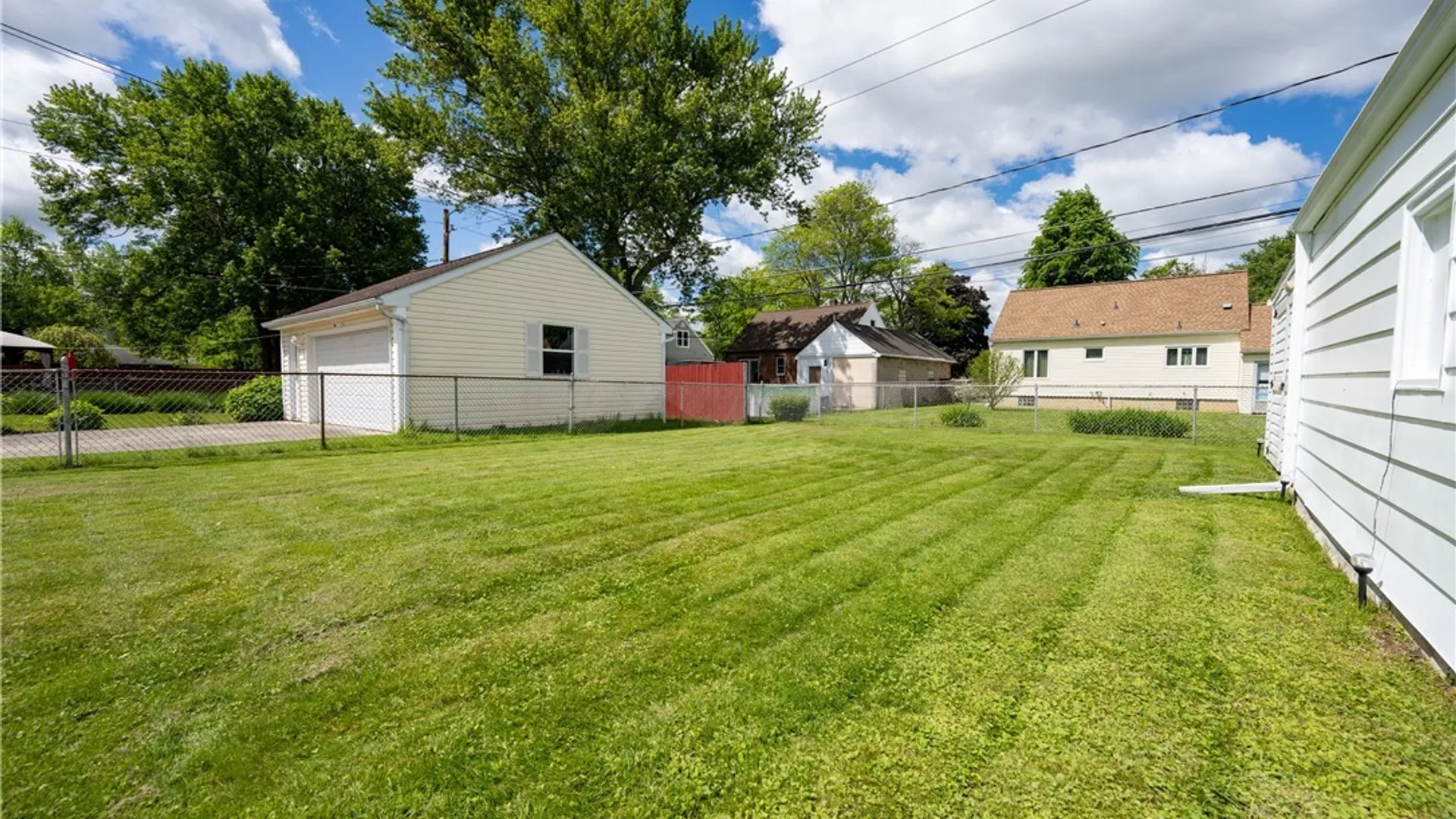 Property at 44 Warren Avenue, West Seneca, NY 14224 37