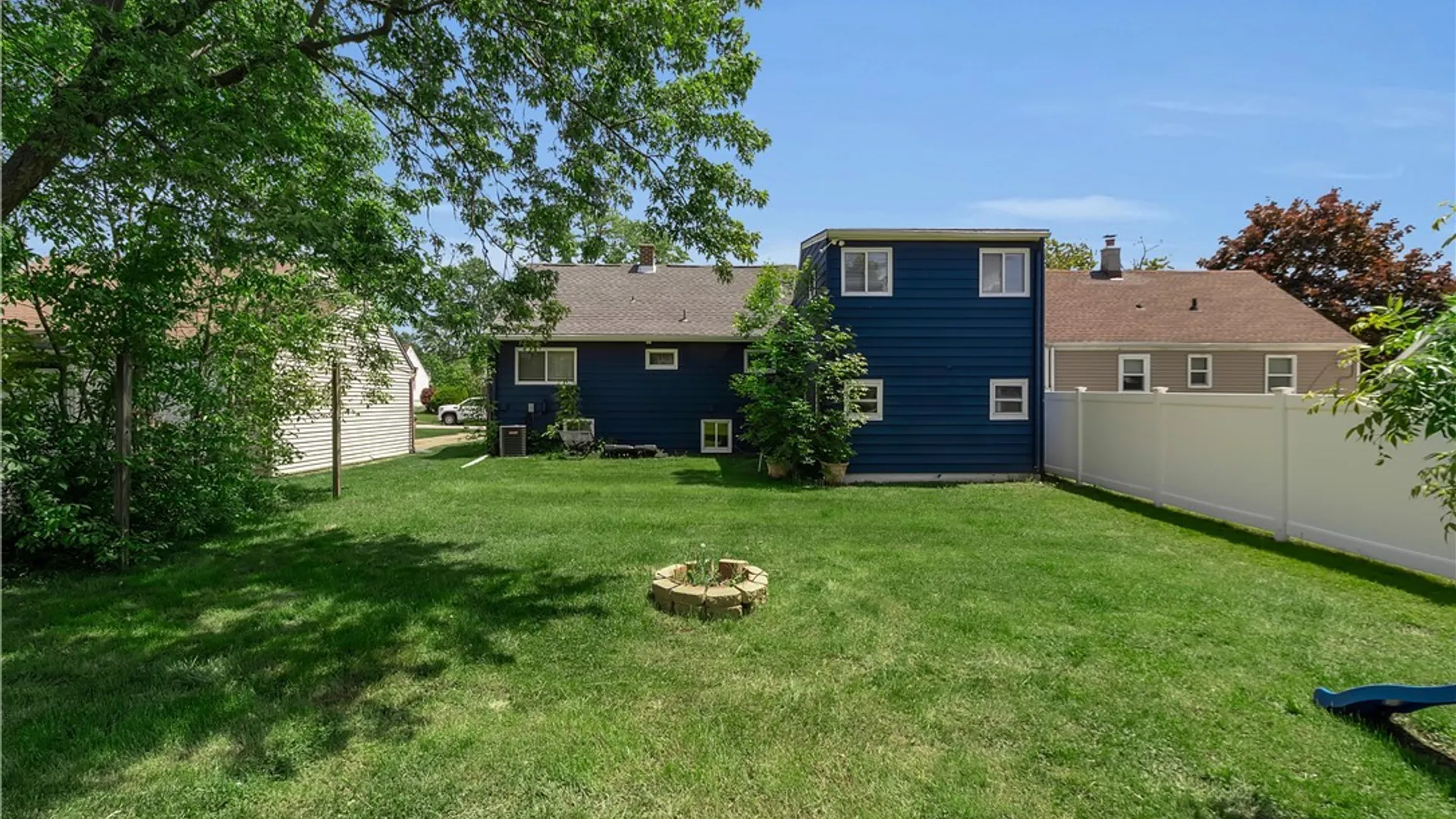 Property at 135 Gardenvale Drive, Cheektowaga, NY 14225 11