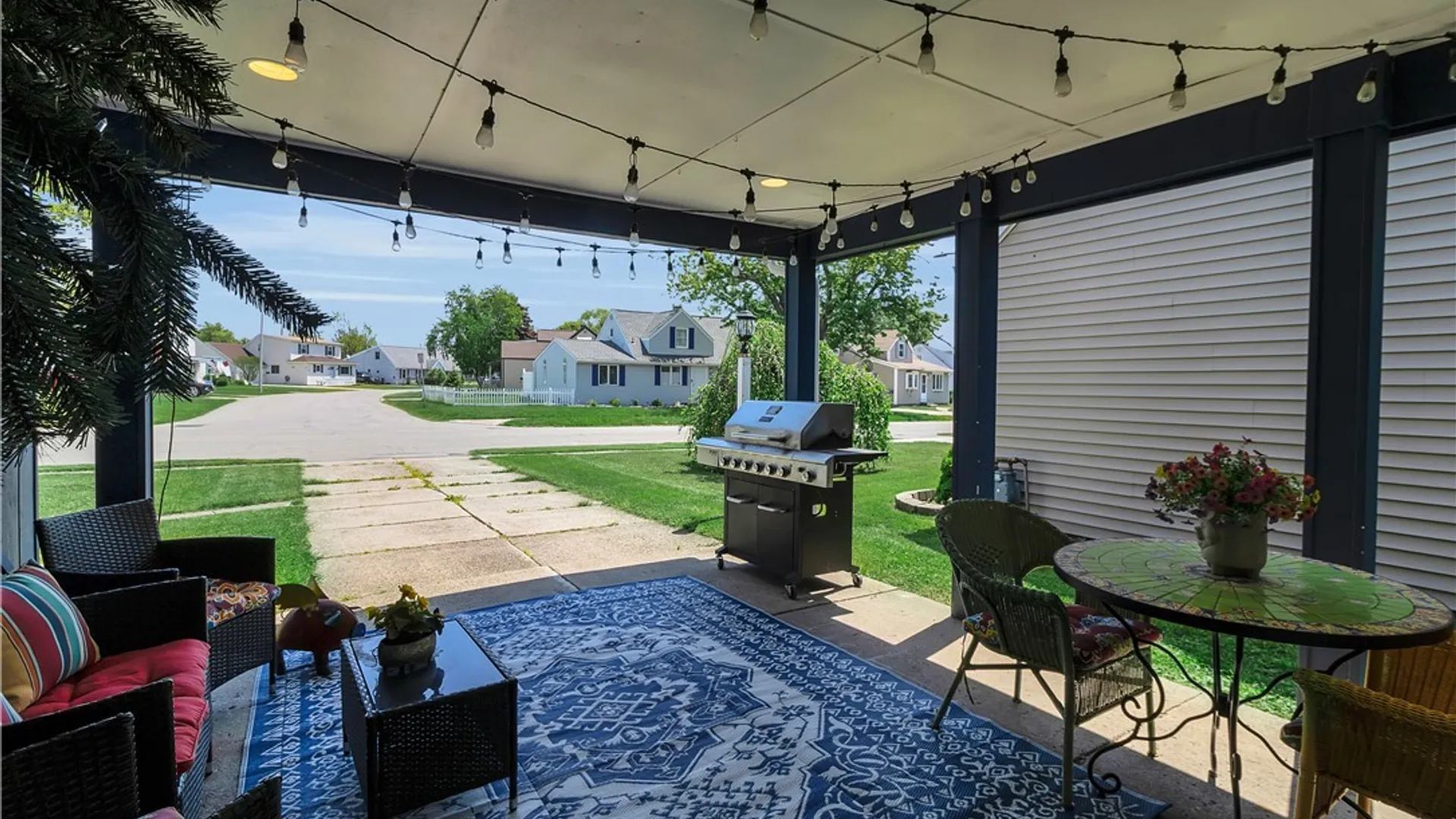 Property at 135 Gardenvale Drive, Cheektowaga, NY 14225 8
