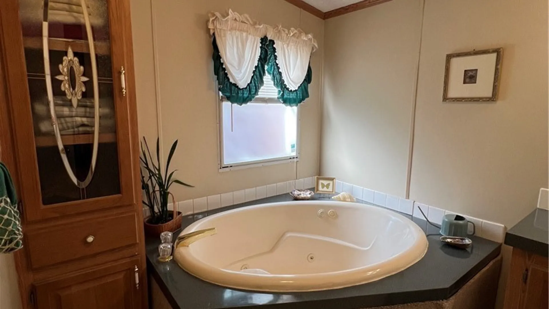 Property at 1159 TIMBERWOOD Court, Lockport Town, NY 14094 14