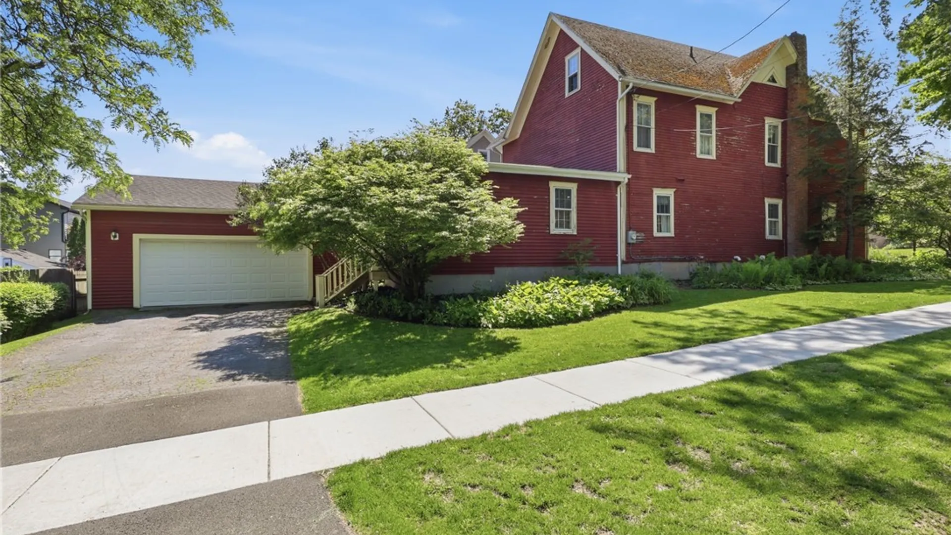 Property at 62 West Ave, Perinton, NY 14450 2