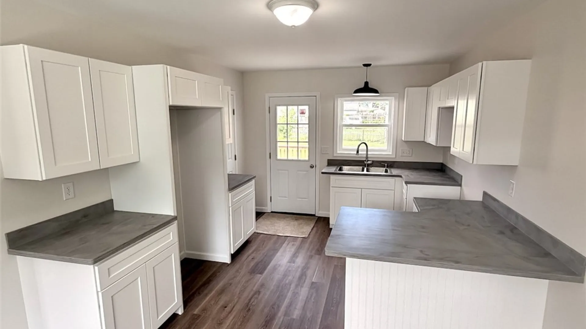 Property at 107 E Cayuga Street, Oswego, NY 13126 10